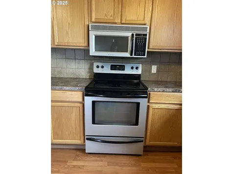 402 NE C Street Willamina OR 97396