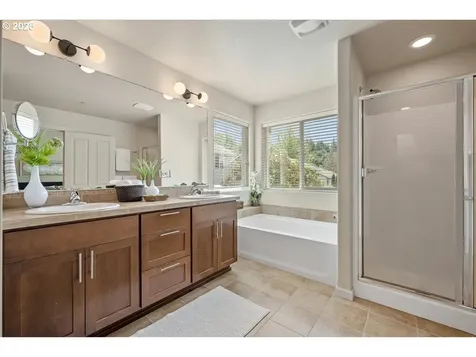 10646 NW Jordan Lane Portland OR 97229