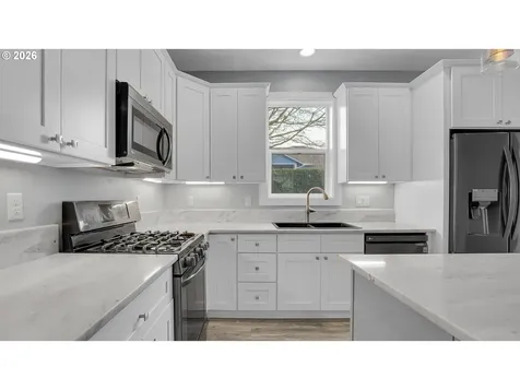 4650 NE Tide Avenue Lincoln City OR 97367
