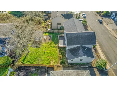 4650 NE Tide Avenue Lincoln City OR 97367