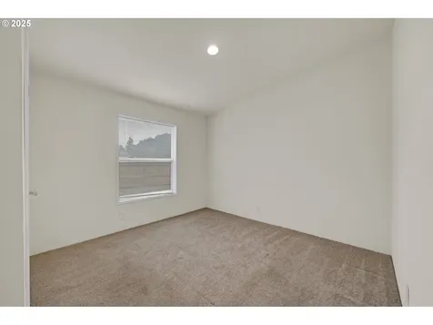 87886 Cedar Flat Road Springfield OR 97478