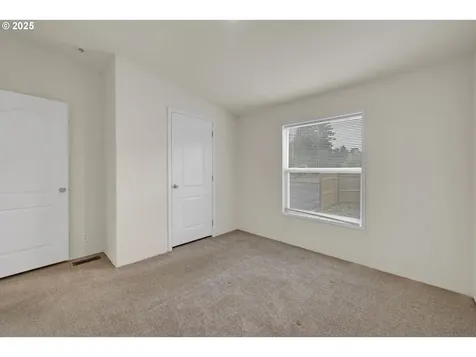 87886 Cedar Flat Road Springfield OR 97478