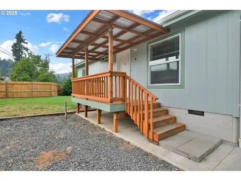 87886 Cedar Flat Road Springfield OR 97478
