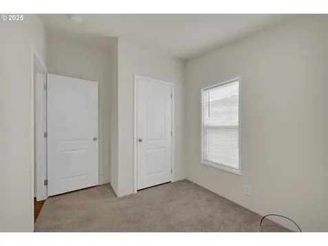 87886 Cedar Flat Road Springfield OR 97478
