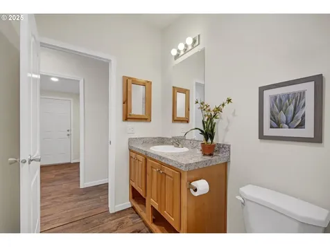 87886 Cedar Flat Road Springfield OR 97478