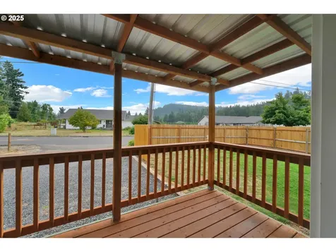 87886 Cedar Flat Road Springfield OR 97478