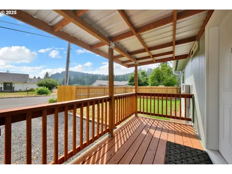 87886 Cedar Flat Road Springfield OR 97478