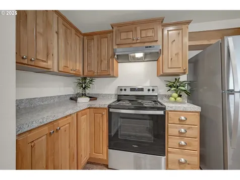 87886 Cedar Flat Road Springfield OR 97478