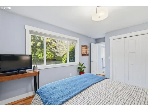 10339 SW 40th Avenue Portland OR 97219