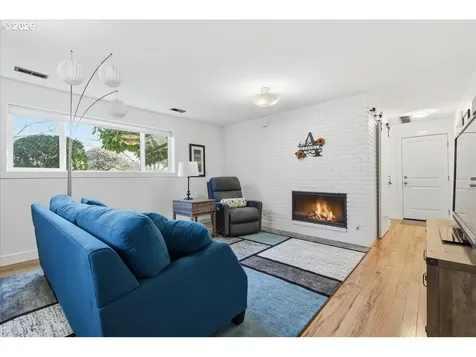 10339 SW 40th Avenue Portland OR 97219