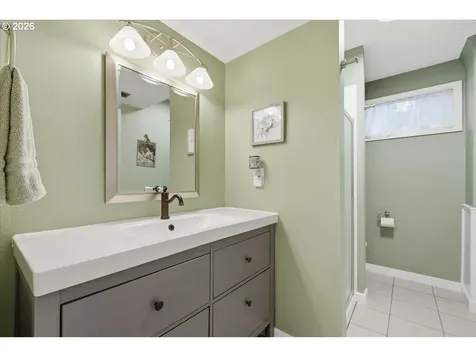 10339 SW 40th Avenue Portland OR 97219