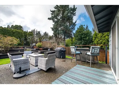 10339 SW 40th Avenue Portland OR 97219