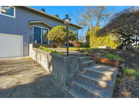 10339 SW 40th Avenue Portland OR 97219