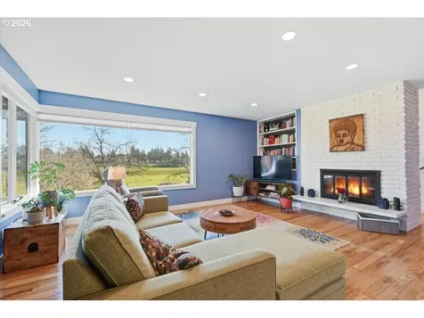 10339 SW 40th Avenue Portland OR 97219