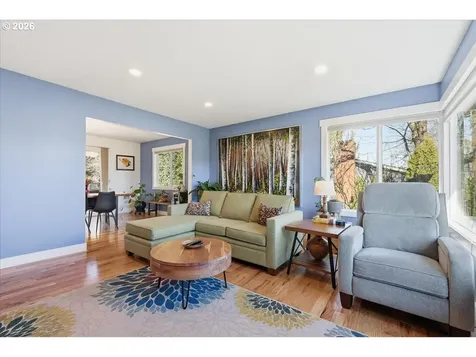 10339 SW 40th Avenue Portland OR 97219