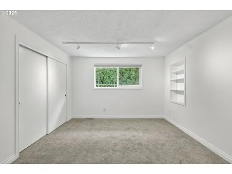 7324 SE 113th Avenue Portland OR 97266