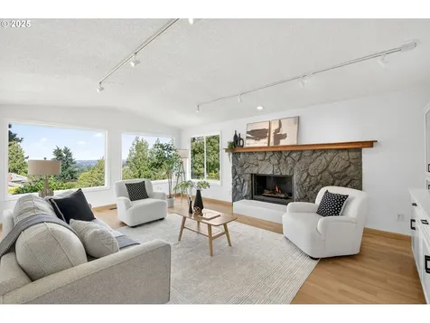 7324 SE 113th Avenue Portland OR 97266