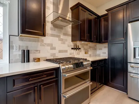 2504 NE 177th Avenue Vancouver WA 98684