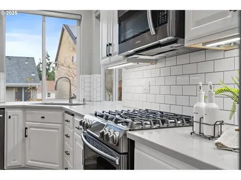15541 SW 144th Terrace Portland OR 97224