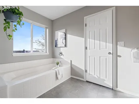 15541 SW 144th Terrace Portland OR 97224