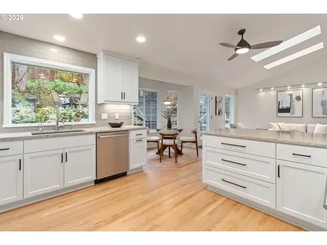 2380 W 28th Avenue Eugene OR 97405