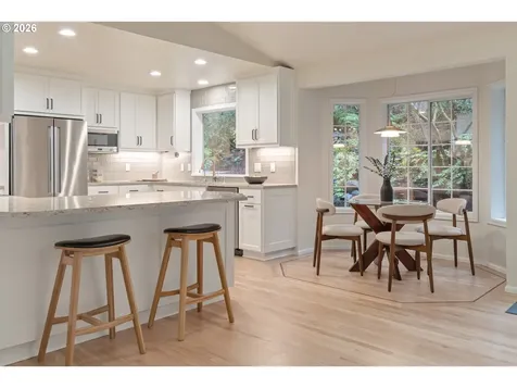 2380 W 28th Avenue Eugene OR 97405