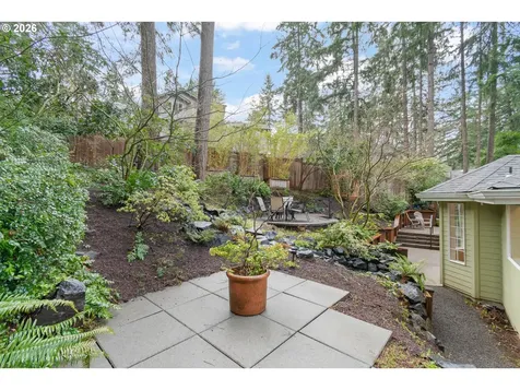 2380 W 28th Avenue Eugene OR 97405