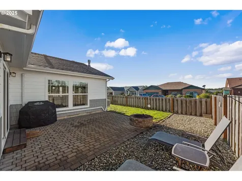 2669 Cedar Loop Drive Bandon OR 97411