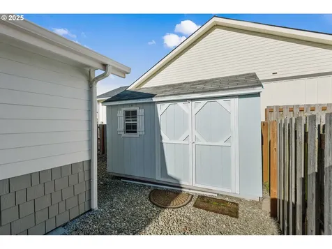 2669 Cedar Loop Drive Bandon OR 97411