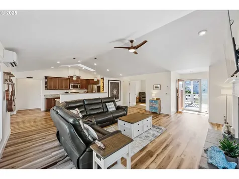 2669 Cedar Loop Drive Bandon OR 97411