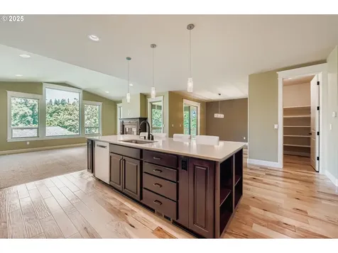 10183 NW Crossing Drive Portland OR 97229