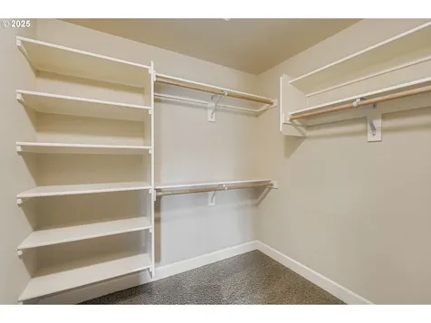 10183 NW Crossing Drive Portland OR 97229