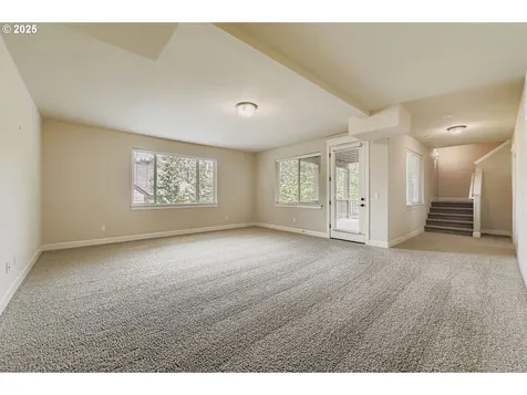 10183 NW Crossing Drive Portland OR 97229