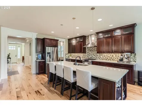10183 NW Crossing Drive Portland OR 97229