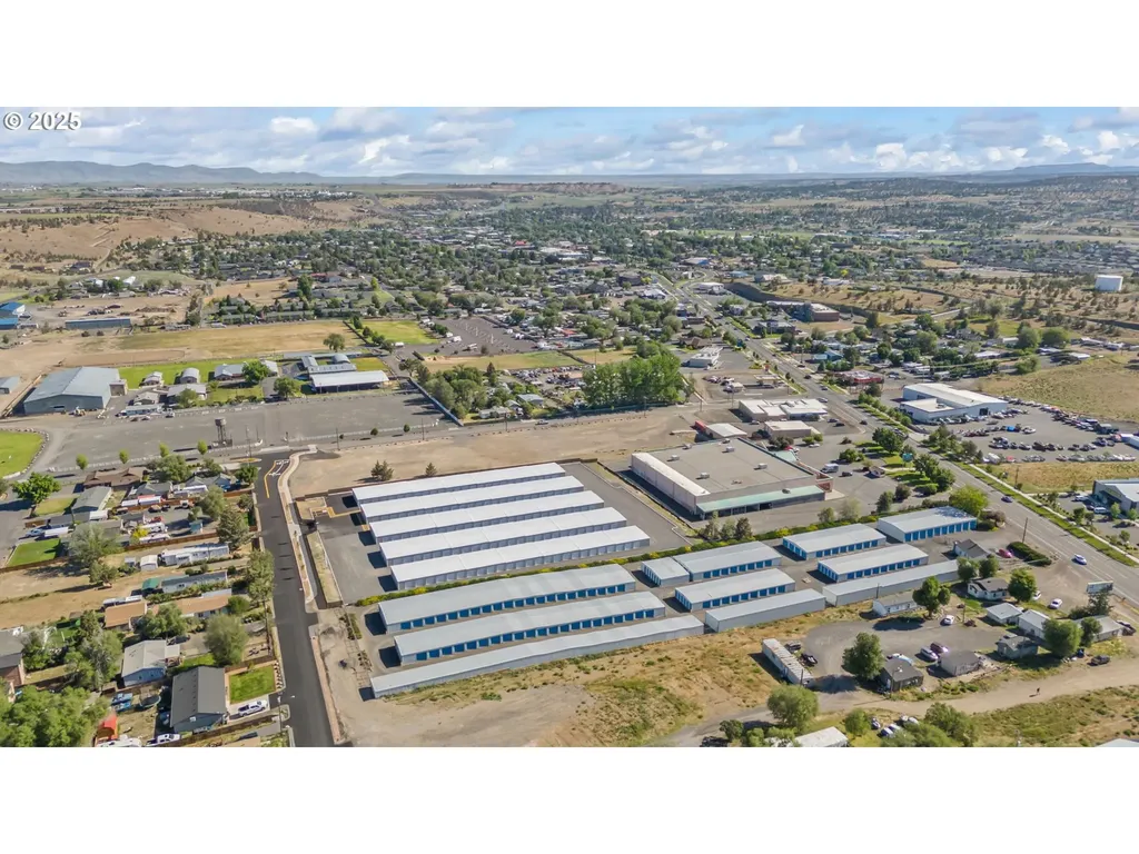 1456 SW Olive Street Madras OR 97741