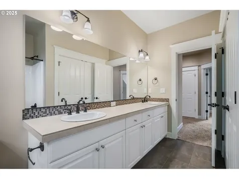 7804 SW Alden Street Portland OR 97223