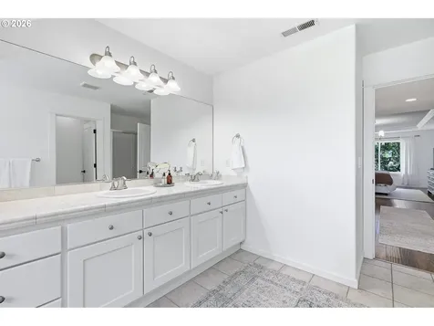 17132 SW Woodhaven Drive Sherwood OR 97140