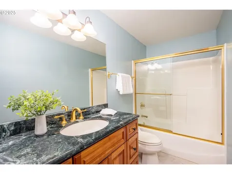 1055 NW Estate Drive Seal Rock OR 97376