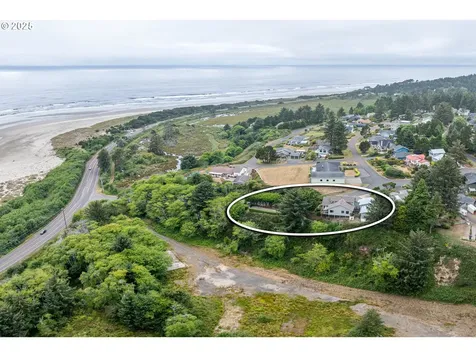 1055 NW Estate Drive Seal Rock OR 97376