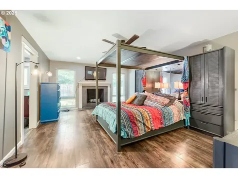 3817 SE Spruce Street Hillsboro OR 97123