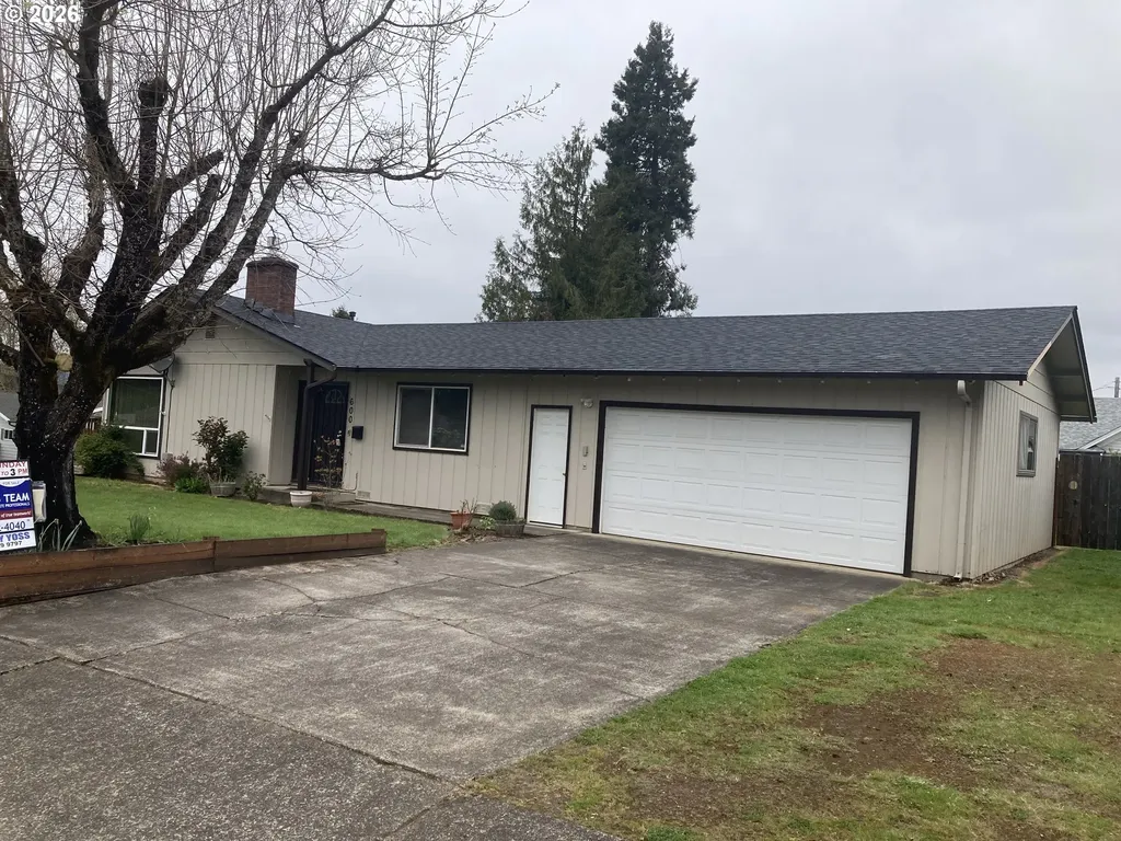 600 Lincoln Avenue Cottage Grove OR 97424