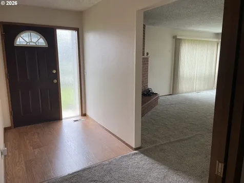 600 Lincoln Avenue Cottage Grove OR 97424