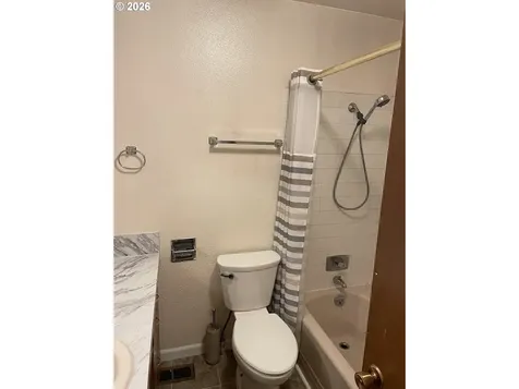 600 Lincoln Avenue Cottage Grove OR 97424