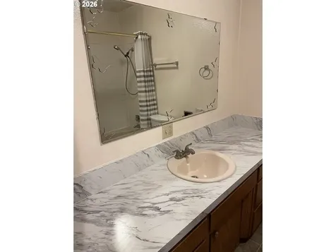 600 Lincoln Avenue Cottage Grove OR 97424
