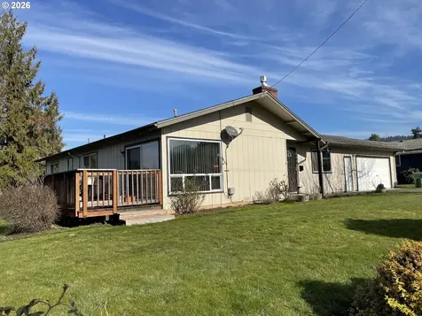 600 Lincoln Avenue Cottage Grove OR 97424
