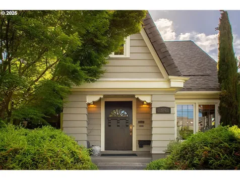 4052 NE 22nd Avenue Portland OR 97212