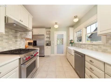 4052 NE 22nd Avenue Portland OR 97212
