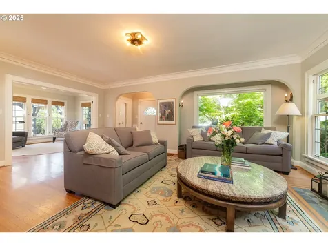 4052 NE 22nd Avenue Portland OR 97212