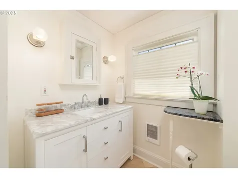 4052 NE 22nd Avenue Portland OR 97212