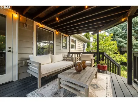 4052 NE 22nd Avenue Portland OR 97212